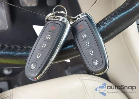 2015 Ford Taurus Sel z USA, uszkodzony, nr VIN 1FAHP2E80FG133002